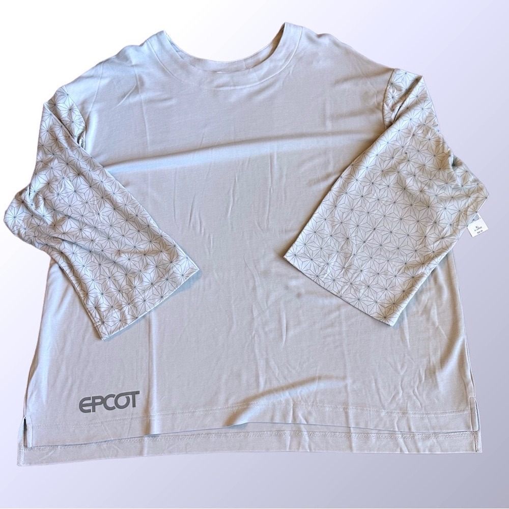 Disney EPCOT Top NWT Womens XL Gray Spaceship Earth Geometric Sleeves